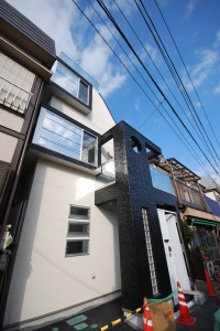 e794bbe5838f-0562