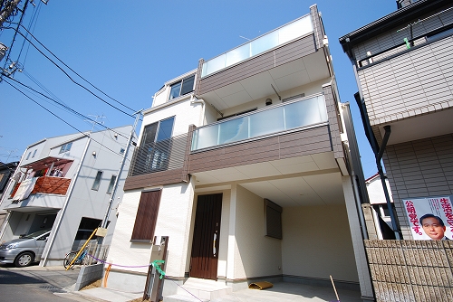 e794bbe5838f-002-s3