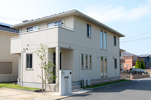 フラット屋根 陸屋根 のメリットとデメリット セイズ